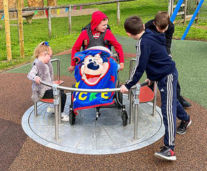 Integration Carousel Basis Ø 1,74 m - inclusive playground roundabout