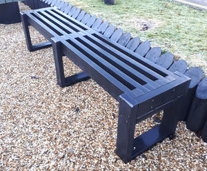 Skipton - straight recycled plastic outdoor bench