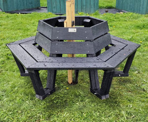 Calverley - recycled plastic hexagonal tree bench