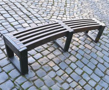 Skipton - curved recycled plastic outdoor bench