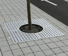 Cit LC Tree Grille - steel tree guard for urban landscaping