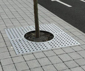 Cit LC Tree Grille - steel tree guard for urban landscaping