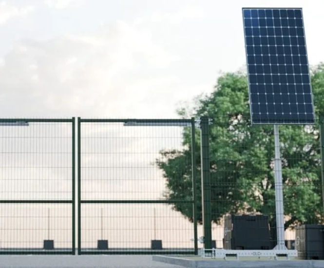 LockMaster Solar - solar-powered steel hinge gate