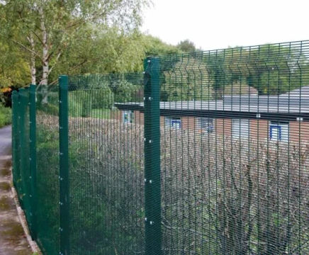 Securus Profiled - welded steel perimeter fence