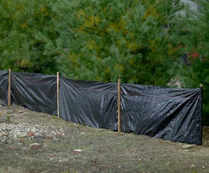 Silt Stop 100 LP - sediment control fence with hardwood stakes for sites