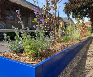 Hybrid SuDS Planter - shallow rain garden system