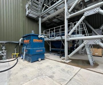 Settlement tank removes repeated blockages in effluent treatment system