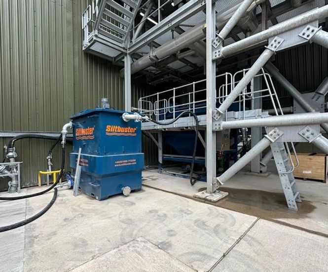 Settlement tank removes repeated blockages in effluent treatment system
