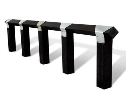 Plaswood Recycled Plastic Birdsmouth Fencing - low boundary for walkways