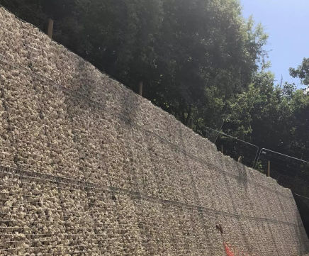 Soil Panel System - steel mesh panels for soil nailed slope facings