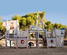 Galleon - wooden robinia playground boat for children aged 3 and up