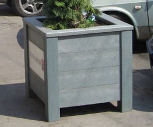 Milano Planter - recycled plastic outdoor square planter