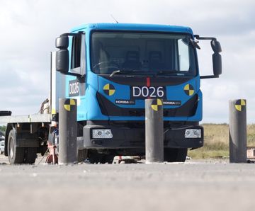 Terra Earth - ISO 22343 static steel HVM security bollard (7.5t @ 50mph)