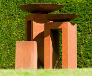 Mensa Corten U-Plinth - corten steel display plinth for garden statues