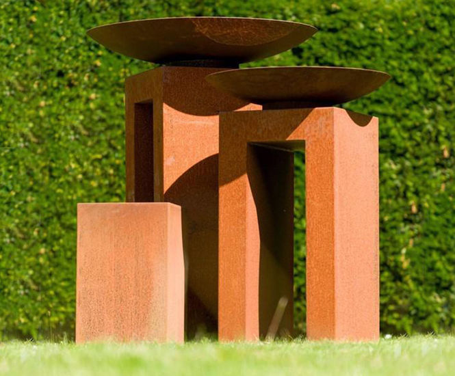 Mensa Corten U-Plinth - corten steel display plinth for garden statues