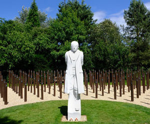 Recycled plastic posts and seating for National Memorial Arboretum