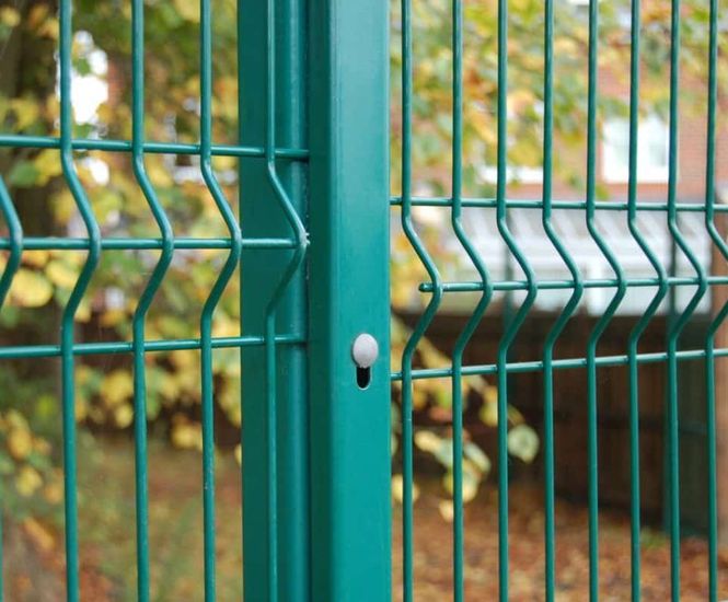 Protek® 2000 V-Mesh Fencing System