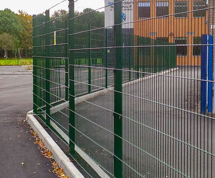 Protek® 656 Clip - Twin-Wire Mesh Security Fencing System