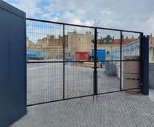 SiteGard - double leaf mesh temporary vehicle gate