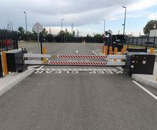 RiseGuard RCS - HVM impact- tested rising arm barrier