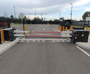 RiseGuard RCS - HVM impact- tested rising arm barrier