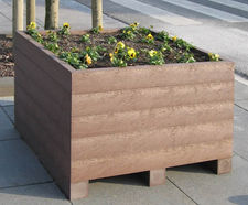 Rotterdam Planter - recycled plastic outdoor box planter
