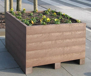 Rotterdam Planter - recycled plastic outdoor box planter