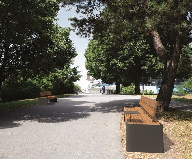 Fola XL - large outdoor steel and wood seat