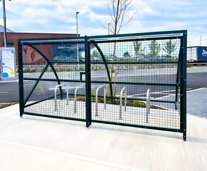 10 Space Original Cycle Shelter