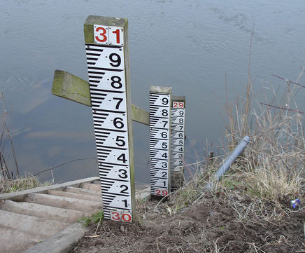 Water Depth Gauge Boards - durable plastic boards for water level measuring
