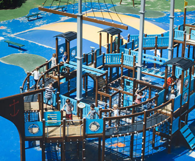 Play Ship Briese multi play and modular play system