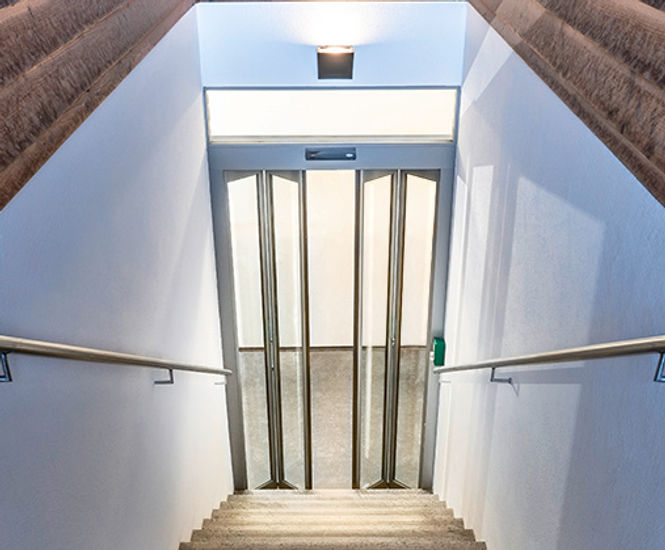 TORMAX T4 Series Top Folding Door System - aluminium automatic folding door