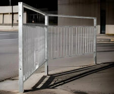 Pedestrian sight gap guardrail