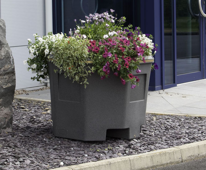 Pagoda Floor Planter - octagonal self-watering plant pot