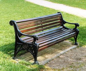 Type 590 cast iron bench with ornamental lions head embellishment
