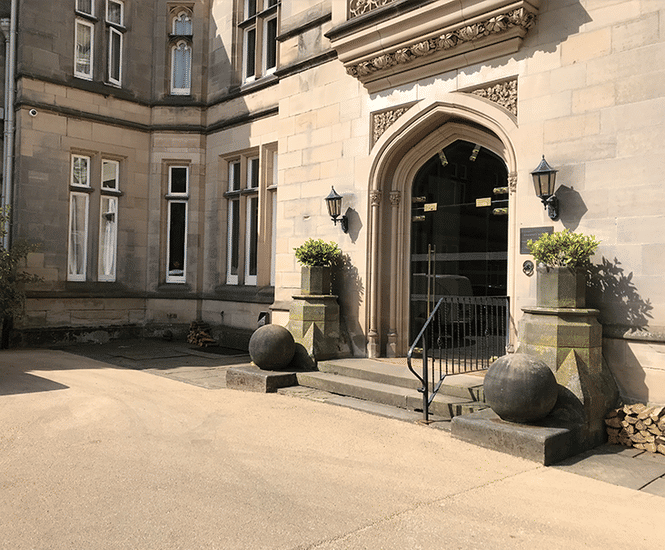 NatraTex Cotswold® - Hampton Manor entrance and car park
