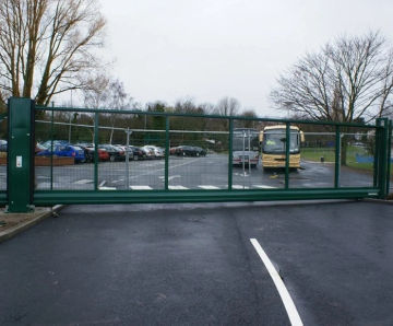 Automated cantilever sliding gates