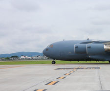 Concrete Airfield Repair (1000 System) - resin and aggregate runway seal