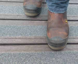 GripMaxx™ - anti-slip surface for outdoor bridges and walkways