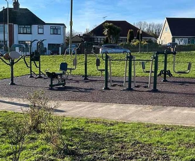 Outdoor fitness station for Cornelly outdoor gym