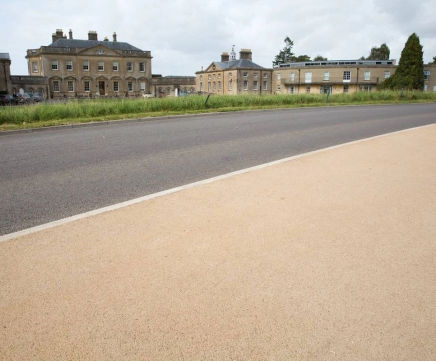 NatraTex Cotswold - fully-bonded decorative asphalt surfacing
