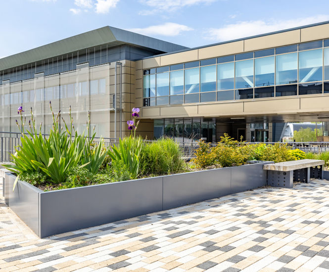 Thornton Building - Bespoke planters and integrated Accoya timber seating