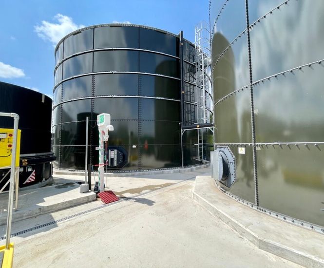 Effluent balancing & storage tanks for industrial wastewater flow control