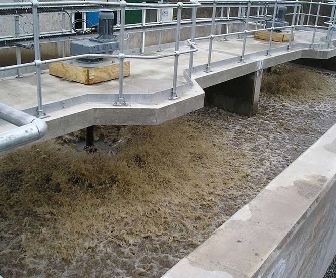 Vertical Aerator - steel wastewater tank mixer for bridge or pontoon use