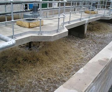 Vertical Aerator - steel wastewater tank mixer for bridge or pontoon use