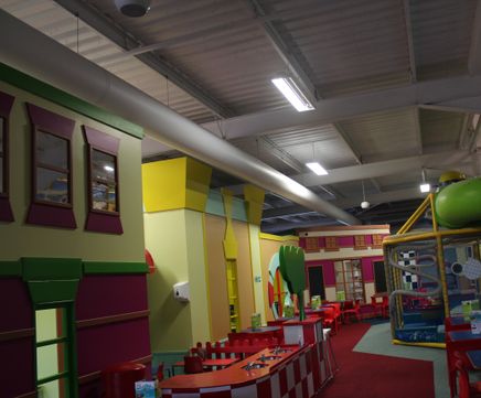 Resource-efficient recycled fabric ducting