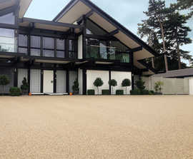 Clearstone® permeable resin bound driveway surfacing