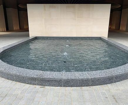 Two water features for One Thames City