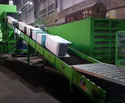 Easikit Flatbed™ modular conveyor - for sale or hire