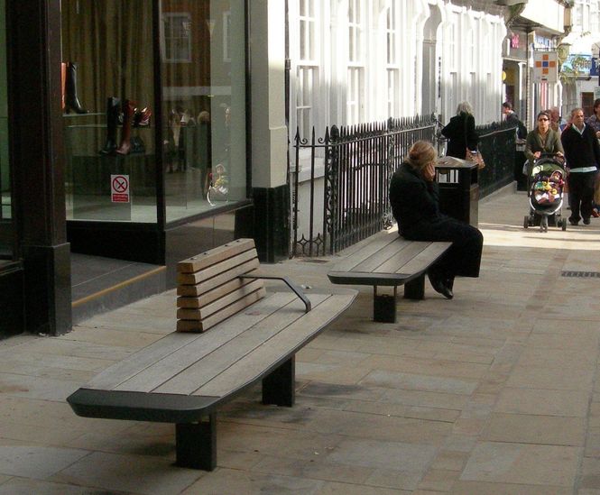 Winchester High Street seating